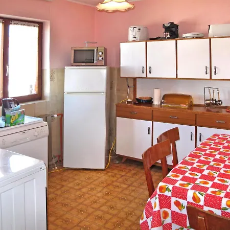 Lina - Pul305 By Interhome *