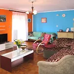 Lina - Pul305 By Interhome 아파트